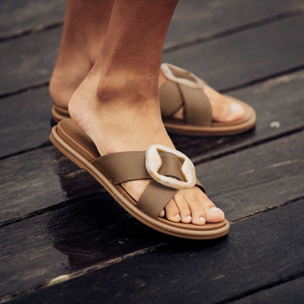 La‘i Slide - Tan